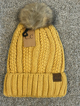 Load image into Gallery viewer, Frostbite Free Beanie