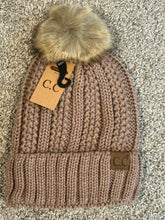 Load image into Gallery viewer, Frostbite Free Beanie